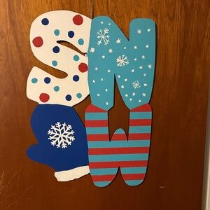 Festive Snow Holiday Wall Decor